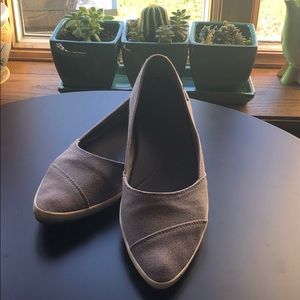 Sanuk Kat Prowl Pointed Toe Flats